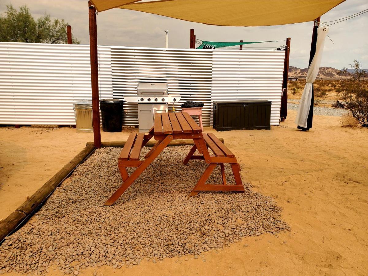 The Kosmic Tortoise Hotell Twentynine Palms Eksteriør bilde